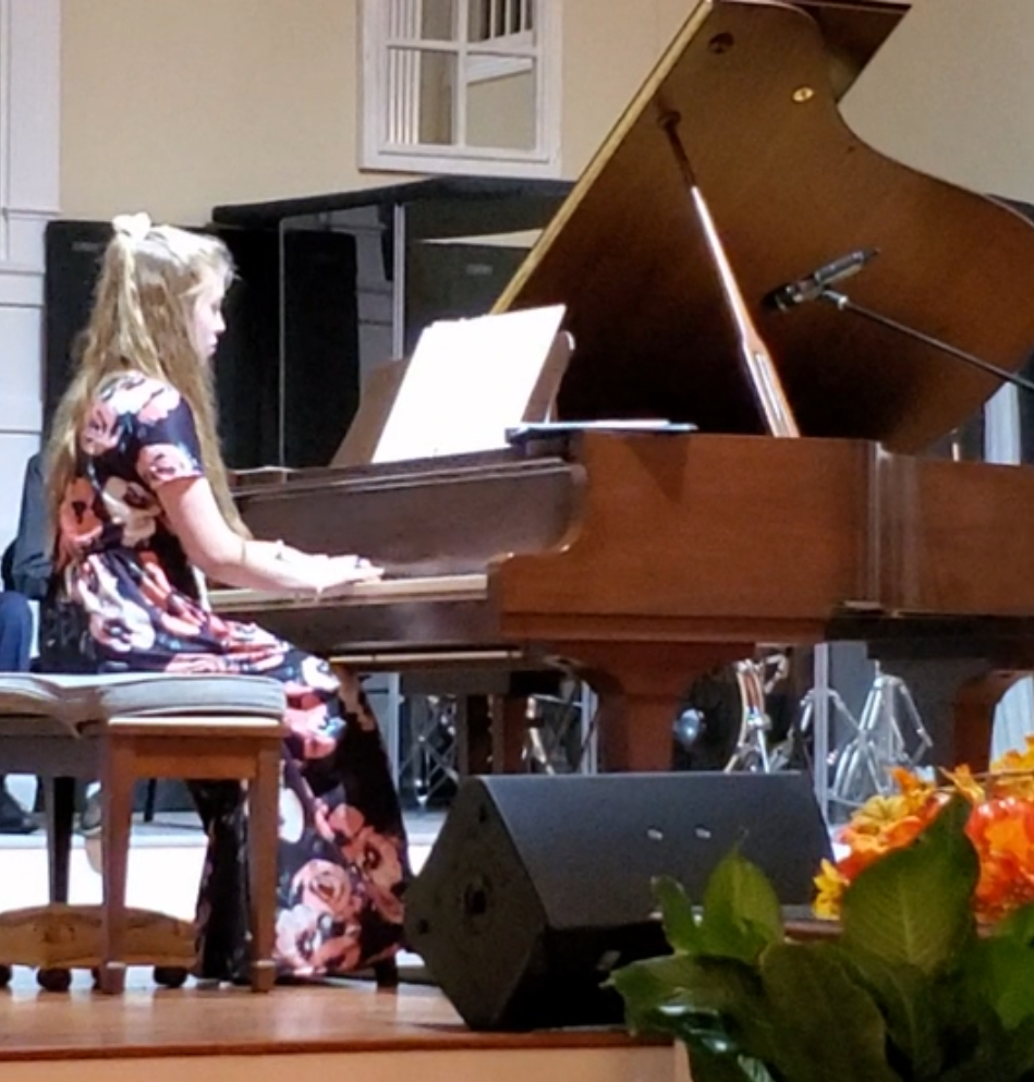 2019 Piano Recital - Haelle 1st Song